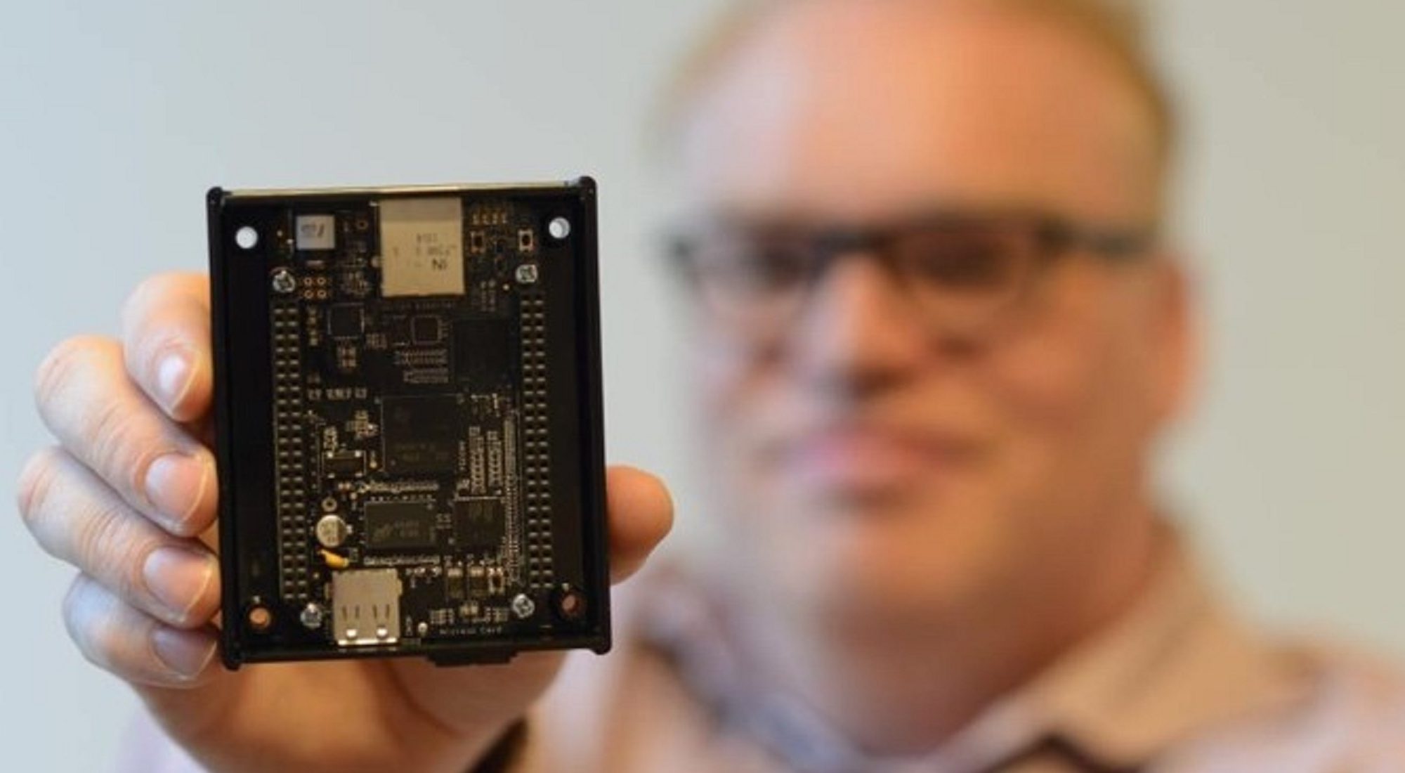 Trainer High Tech Institute: Embedded Linux training