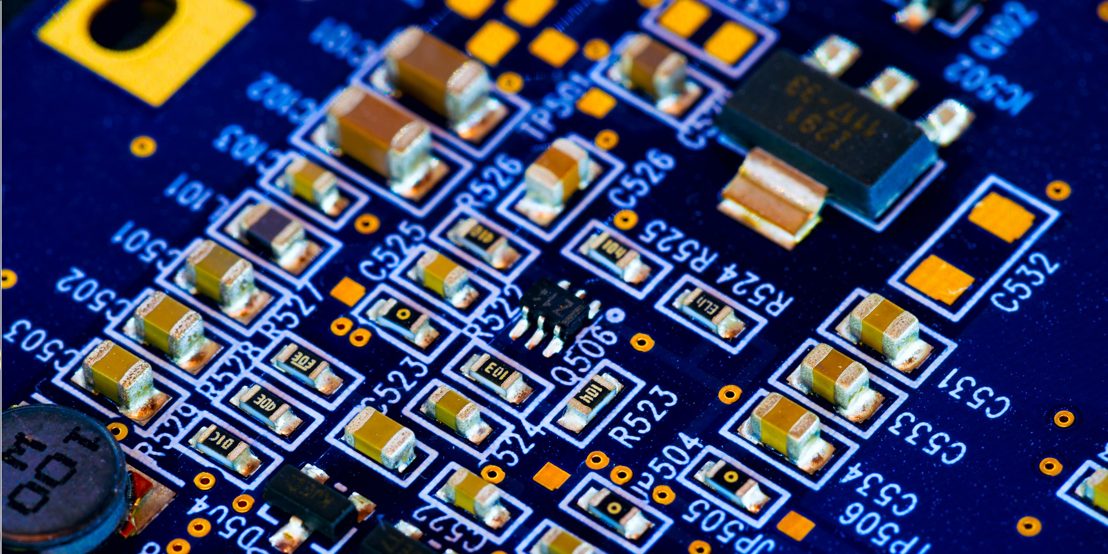 Signal integrity of a PCB High Tech Institute